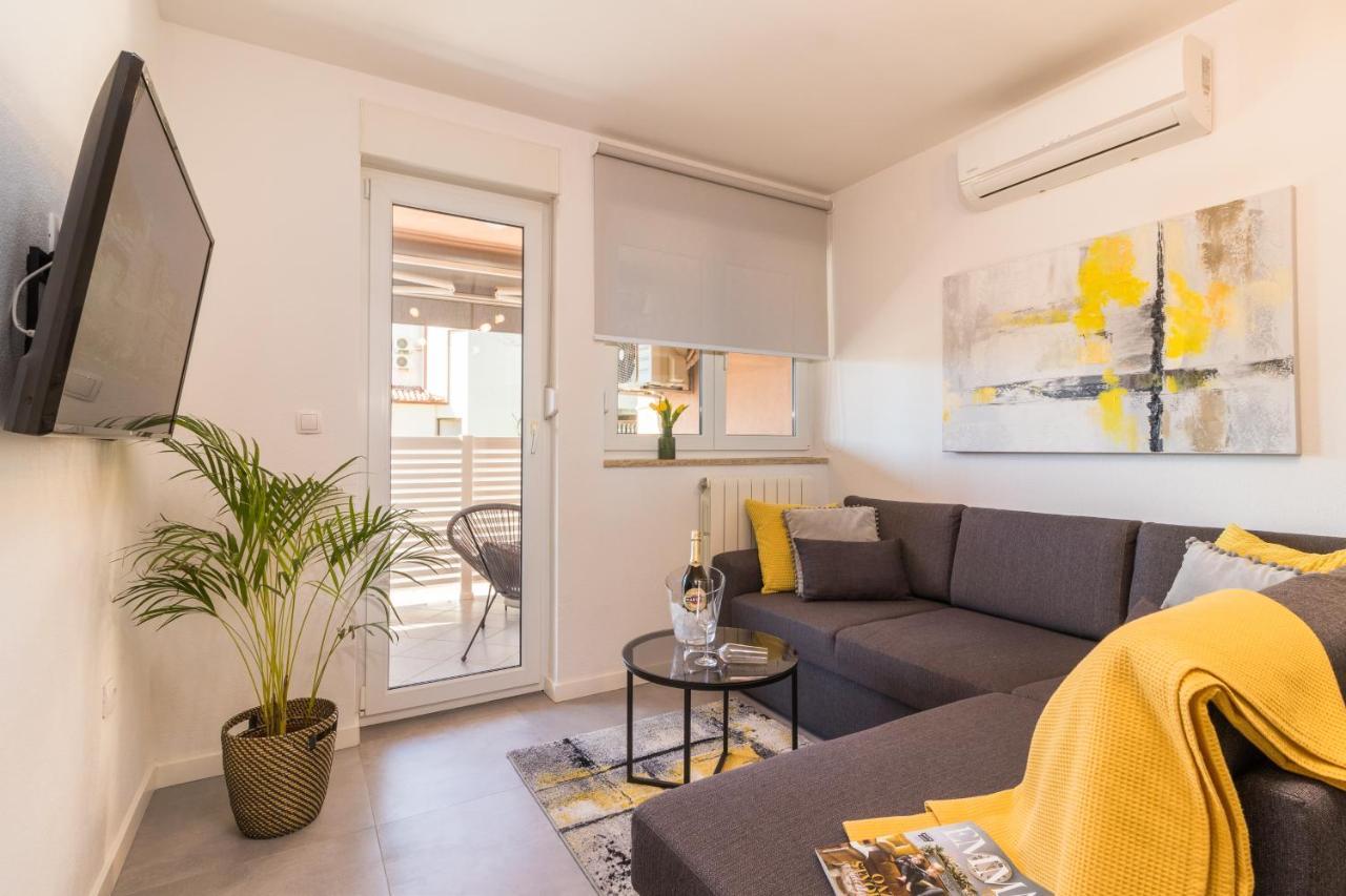 New Apartment Near Sea With 3 Bedrooms And 2 Bathrooms Пула Экстерьер фото