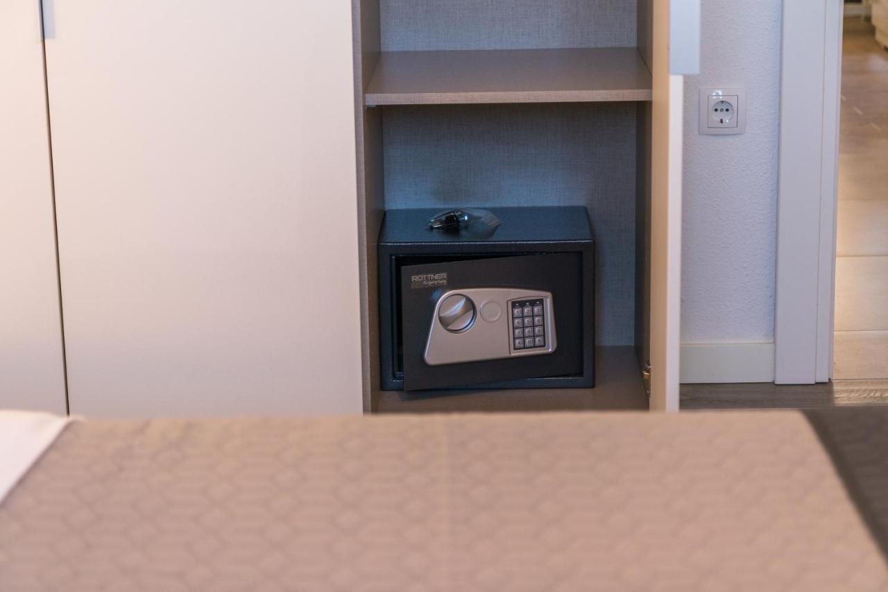 New Apartment Near Sea With 3 Bedrooms And 2 Bathrooms Пула Экстерьер фото